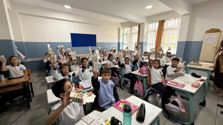 İnegöl’de 27 Bin Kumbara ile Kitap Seferberliği