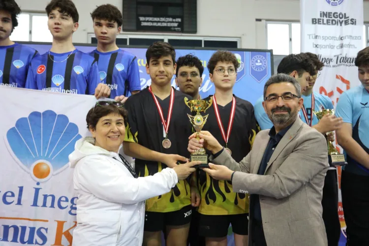 İnegöl’de Masa Tenisi Turnuvası Heyecanı!