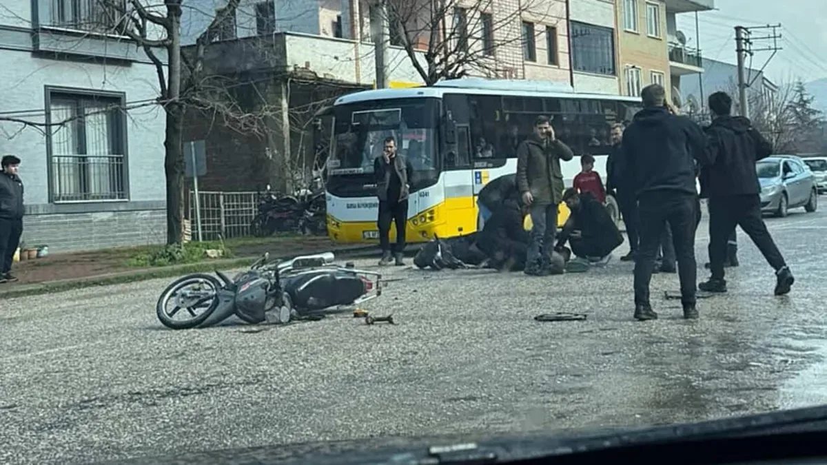 İnegöl’de Motosiklet Çarpışması: 1 Ağır Yaralı