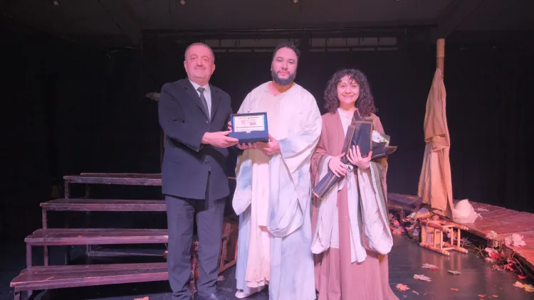 İnegöl Tiyatro Festivali Coşkuyla Final Yaptı!