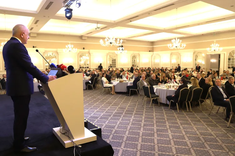 İnsanı Merkeze Alan Dönüşüm Mesajı Bursa’da