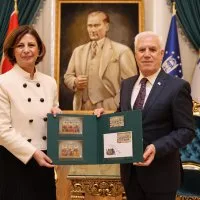 İpek sanatının zarafeti Bursa'da sergilendi İpek sanatının zarafeti Bursa'da sergilendi