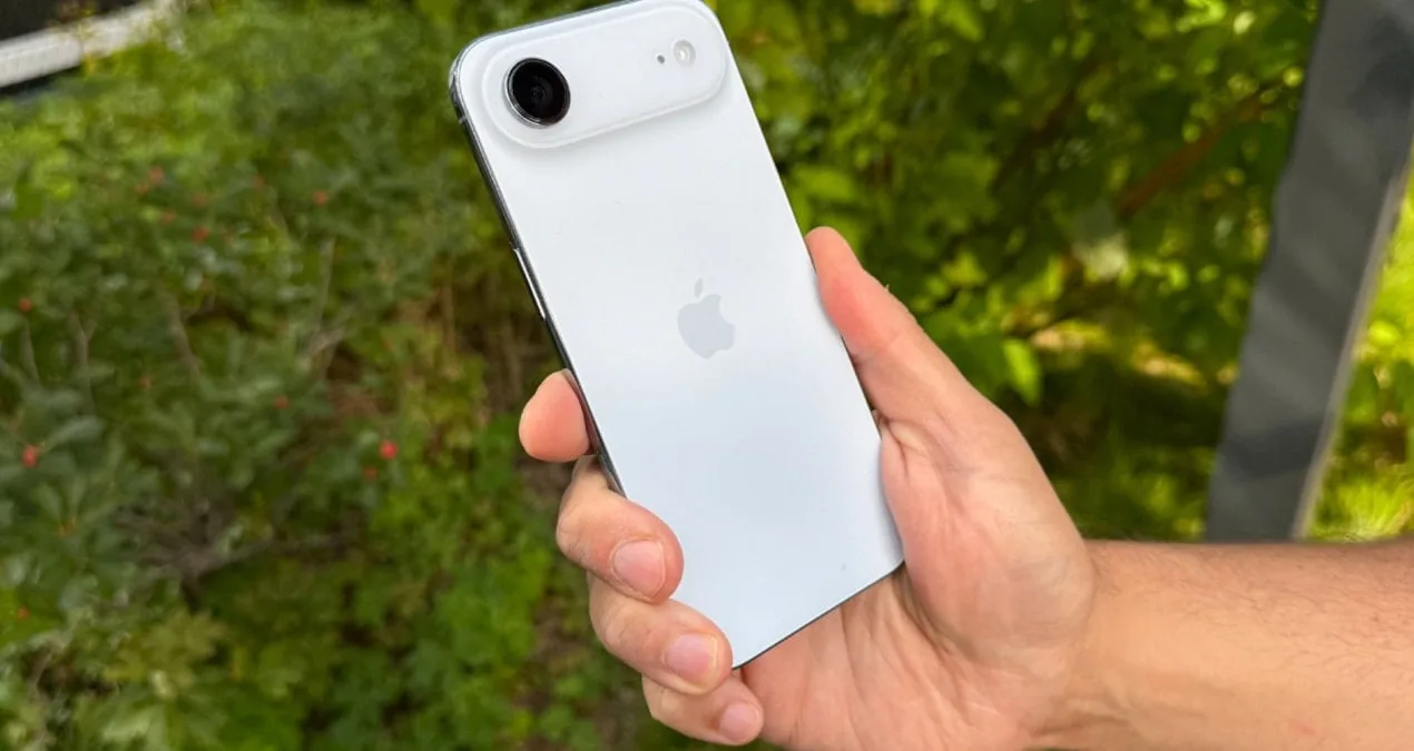 iPhone Air’da Şok İndirim: Fiyatı Yarıya Düştü!
