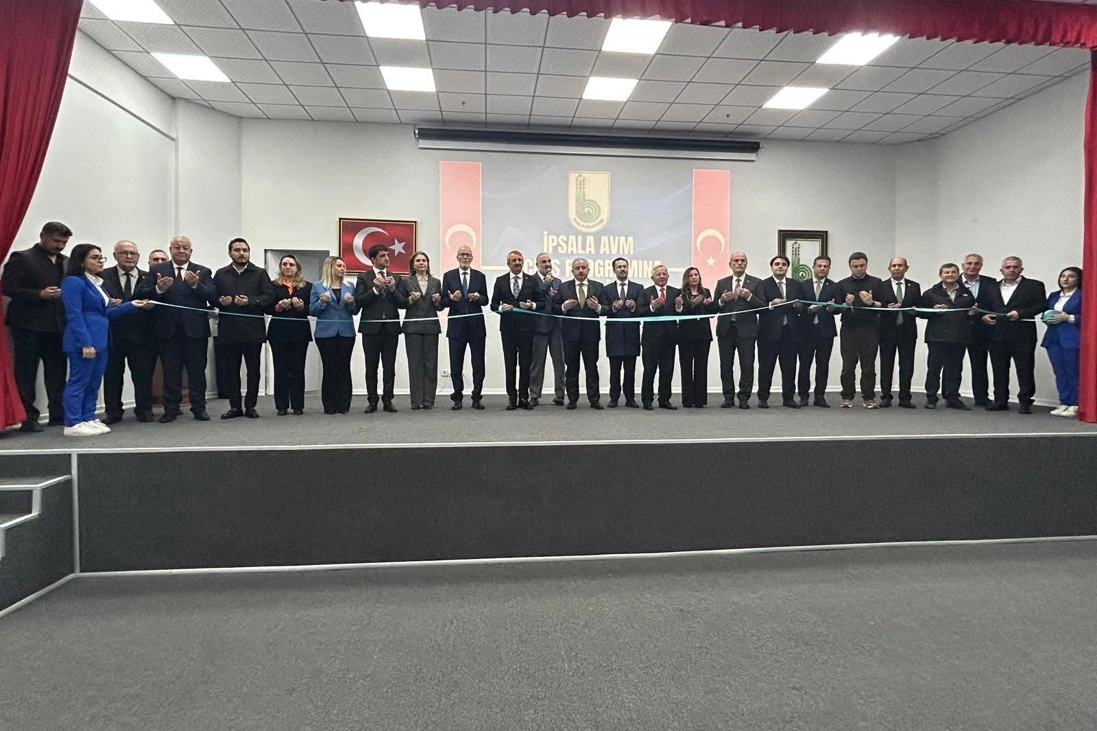 İpsala AVM Açıldı: Yeni Buluşma Noktası!