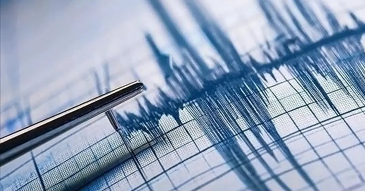İran’da 5.5 Büyüklüğünde Deprem Paniği!