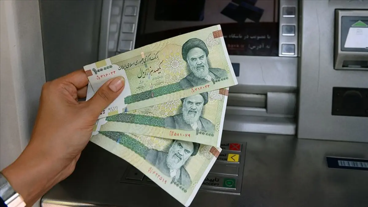 İran dan bir Hürmüz adımı daha: Geçiş ücretleri İran riyal ile ödenecek 3