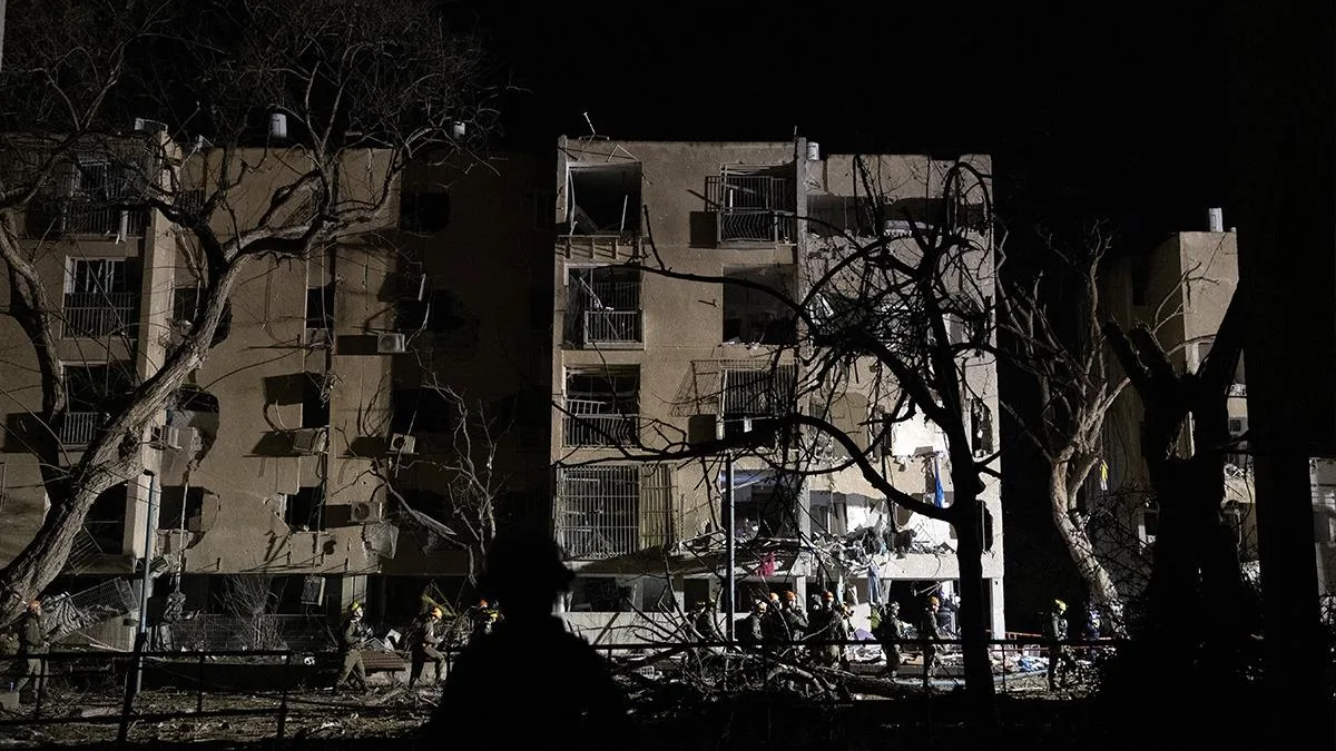 İran’dan İsrail’e Füze Saldırısı: 200 Ölü!