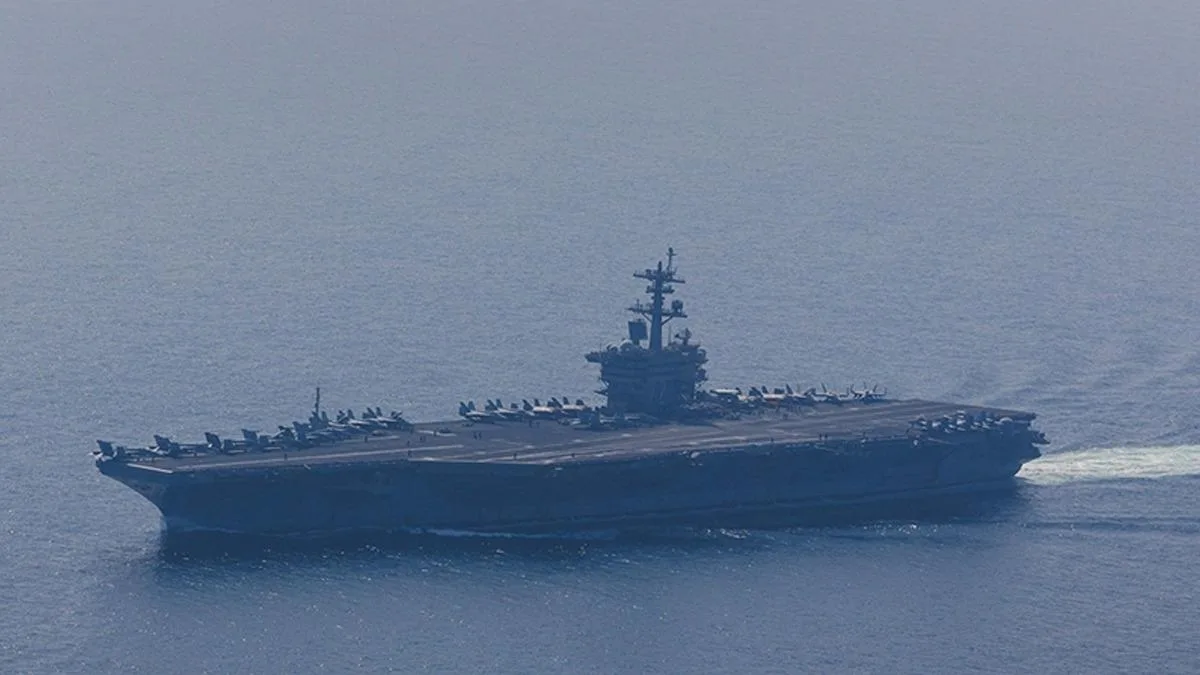 İran, USS Abraham Lincoln’u Hedef Aldı!