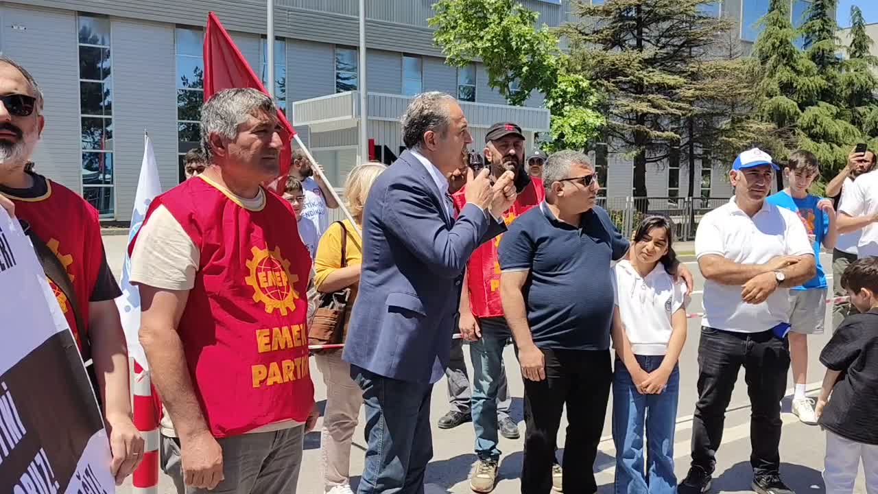İşçiler Hakları İçin Grevde: Mücadele Sürüyor!