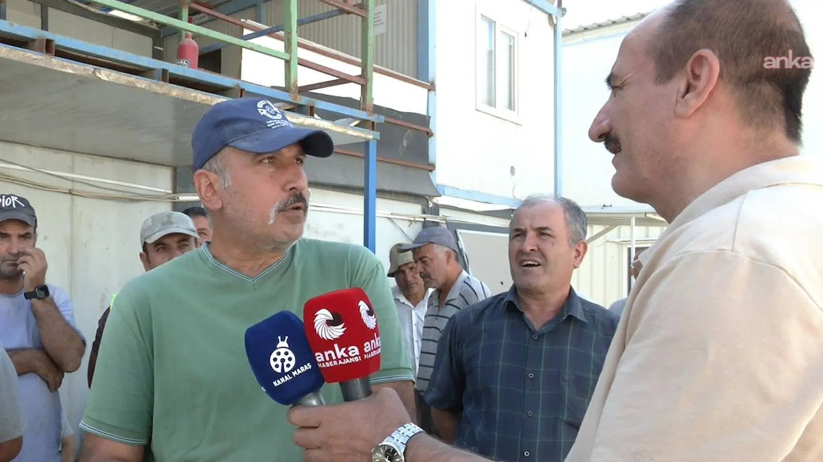 İşçiler Üç Aydır Ücret Bekliyor, İsyan Etti!