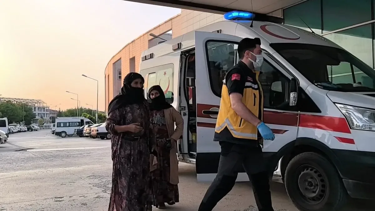 İşçilere Zararlı Pilav: 35 Kişi Hastaneye Kaldırıldı