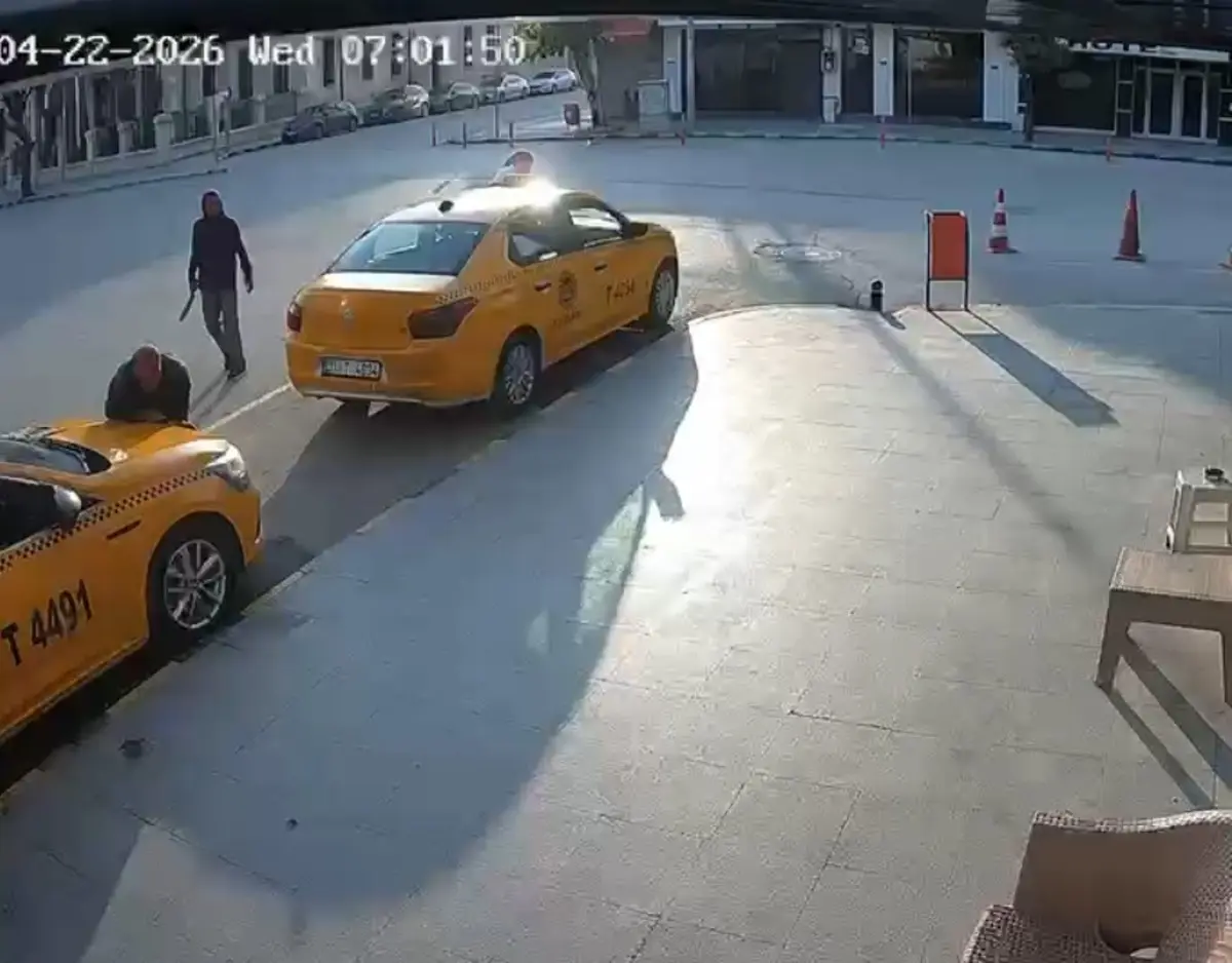 Cezaevinden çıktı! Şehirde satırla saldıra saldıra ilerledi 5
