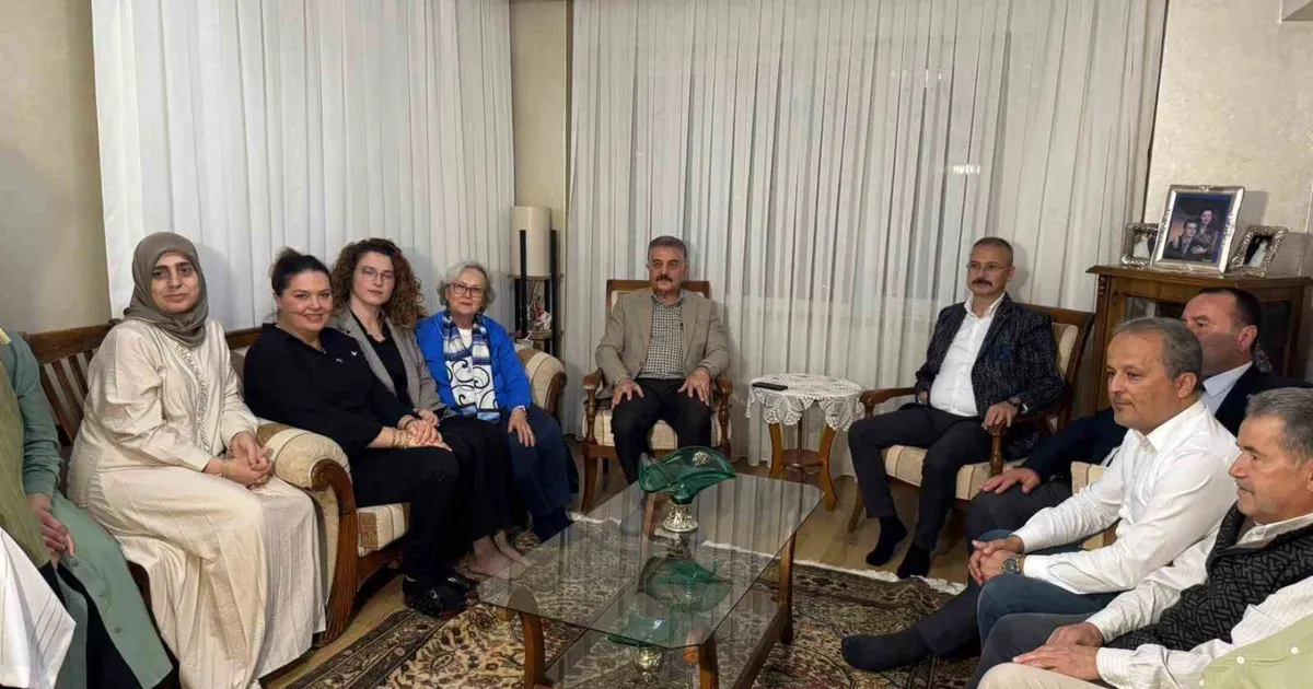 İsmet Büyükataman’dan ‘Komşum Nasılsın?’ Ziyareti