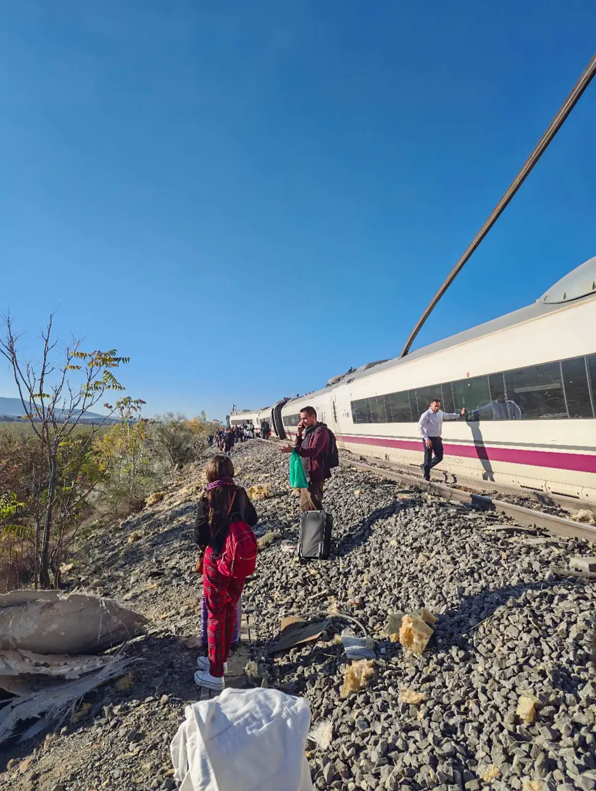 İspanya daki tren faciası! Kazada telsiz konuşmaları sızdı: Vahim hata ortaya çıktı 4