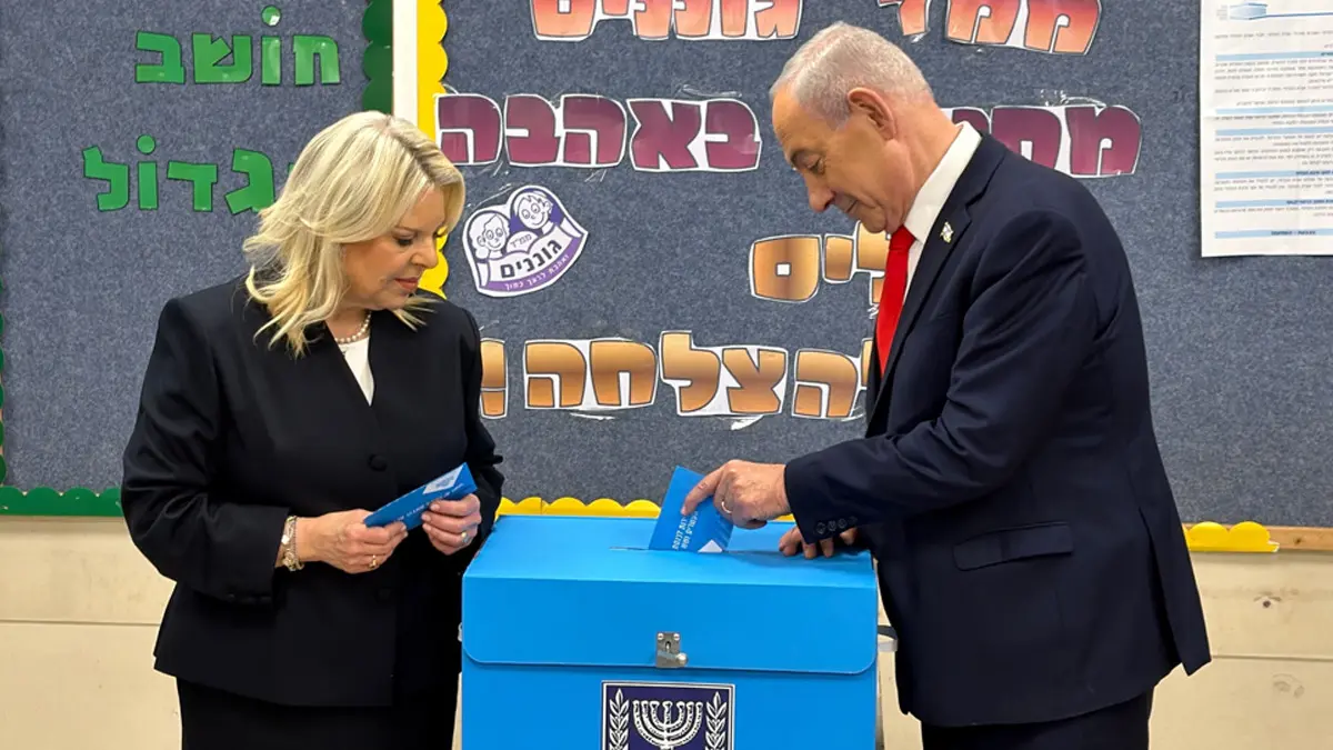 İsrail'deki genel seçimlerde sandıklar kapandı: İlk sonuçlara göre Netanyahu karşıtı muhalif blok önde görünüyor