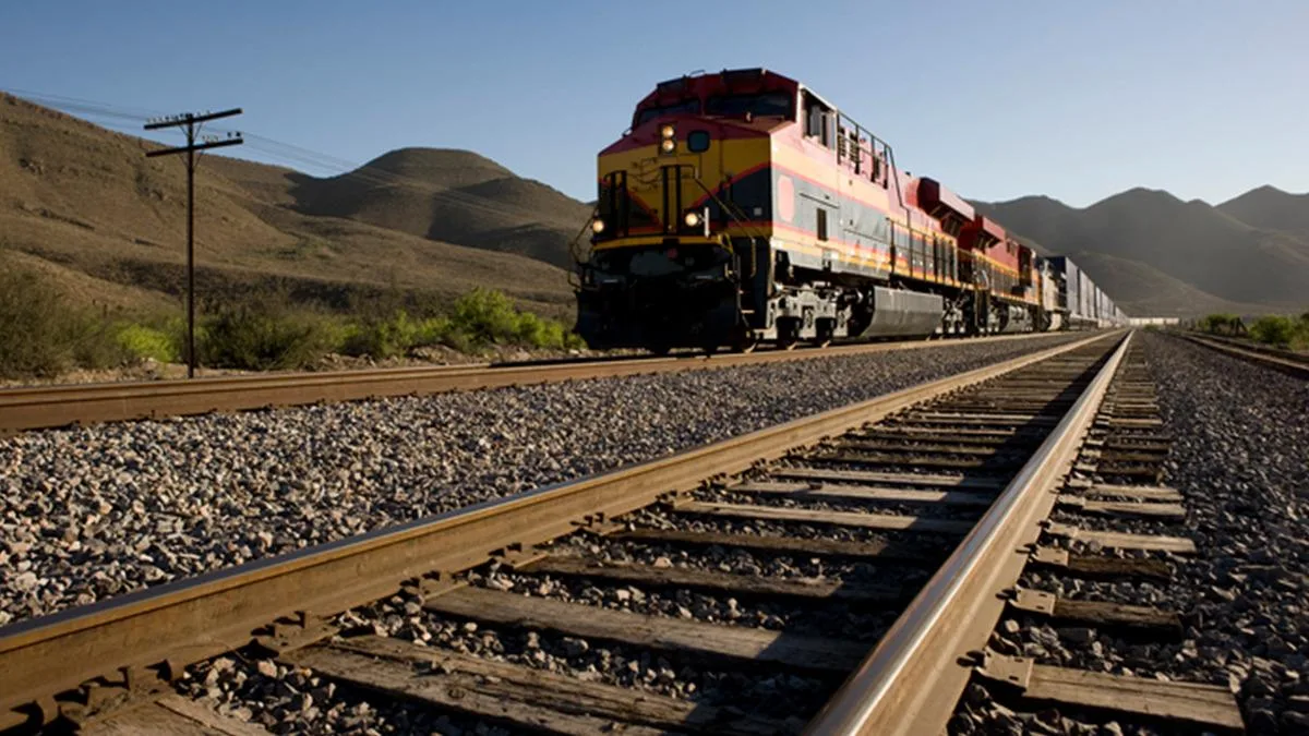 İsrail’den İran’a Acil Tren Uyarısı!