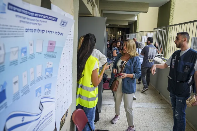 İsrail'de oy kullanma işlemi sona erdi
