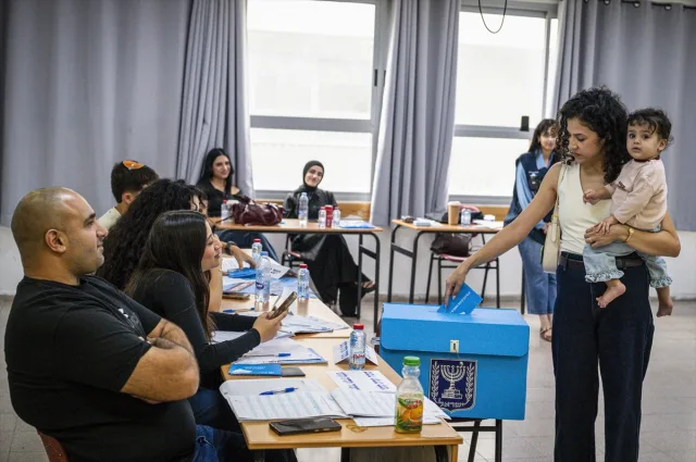 İsrail'de oy kullanma işlemi sona erdi