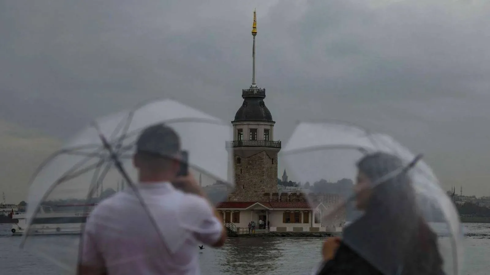 İstanbul’a Kuvvetli Yağış Uyarısı! Hazırlıklı Olun!