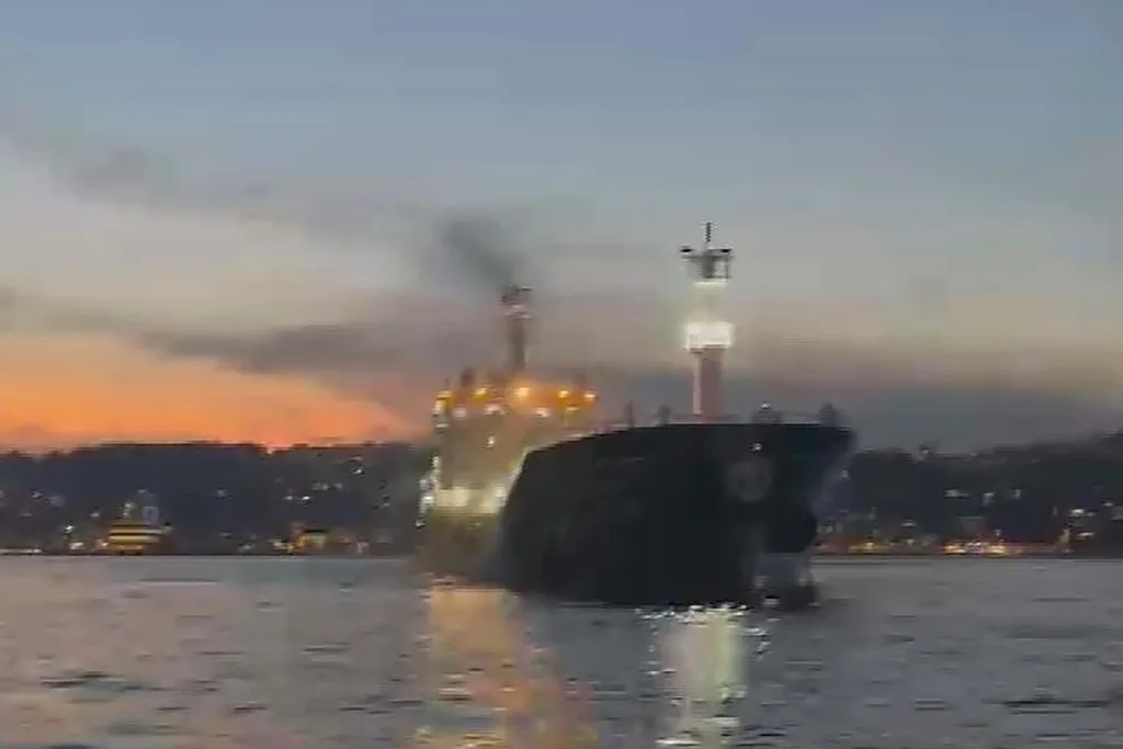İstanbul Boğazı’nda tanker arızası, gemi trafiği durdu!