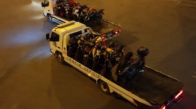 İstanbul’da 17 Motosiklet Sürücüsüne Ceza!