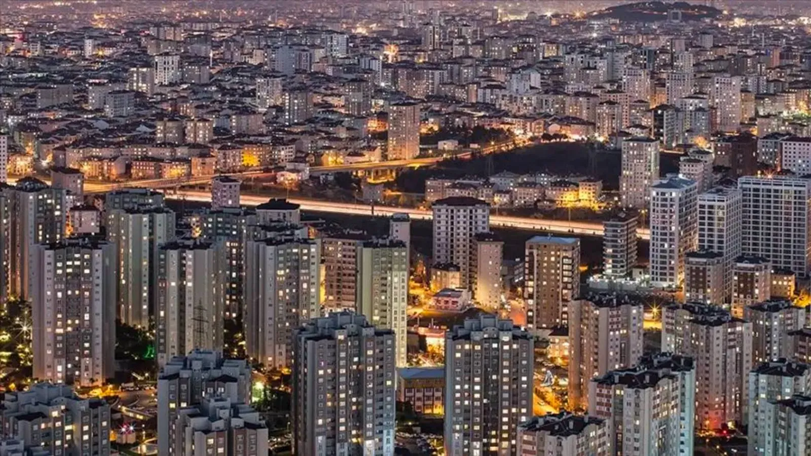 İstanbul’da AKP’den Yeni Teşkilatlanma Hamlesi!