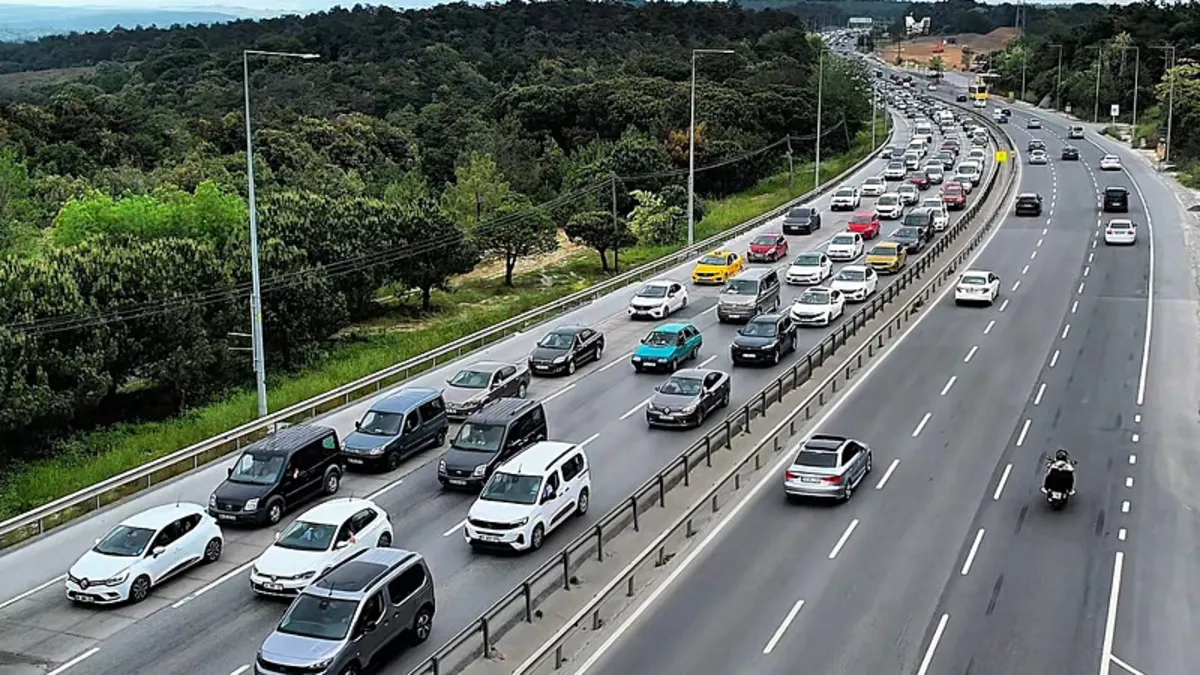 İstanbul’da Bayram Yoğunluğu Akşam Zirveye Ulaştı