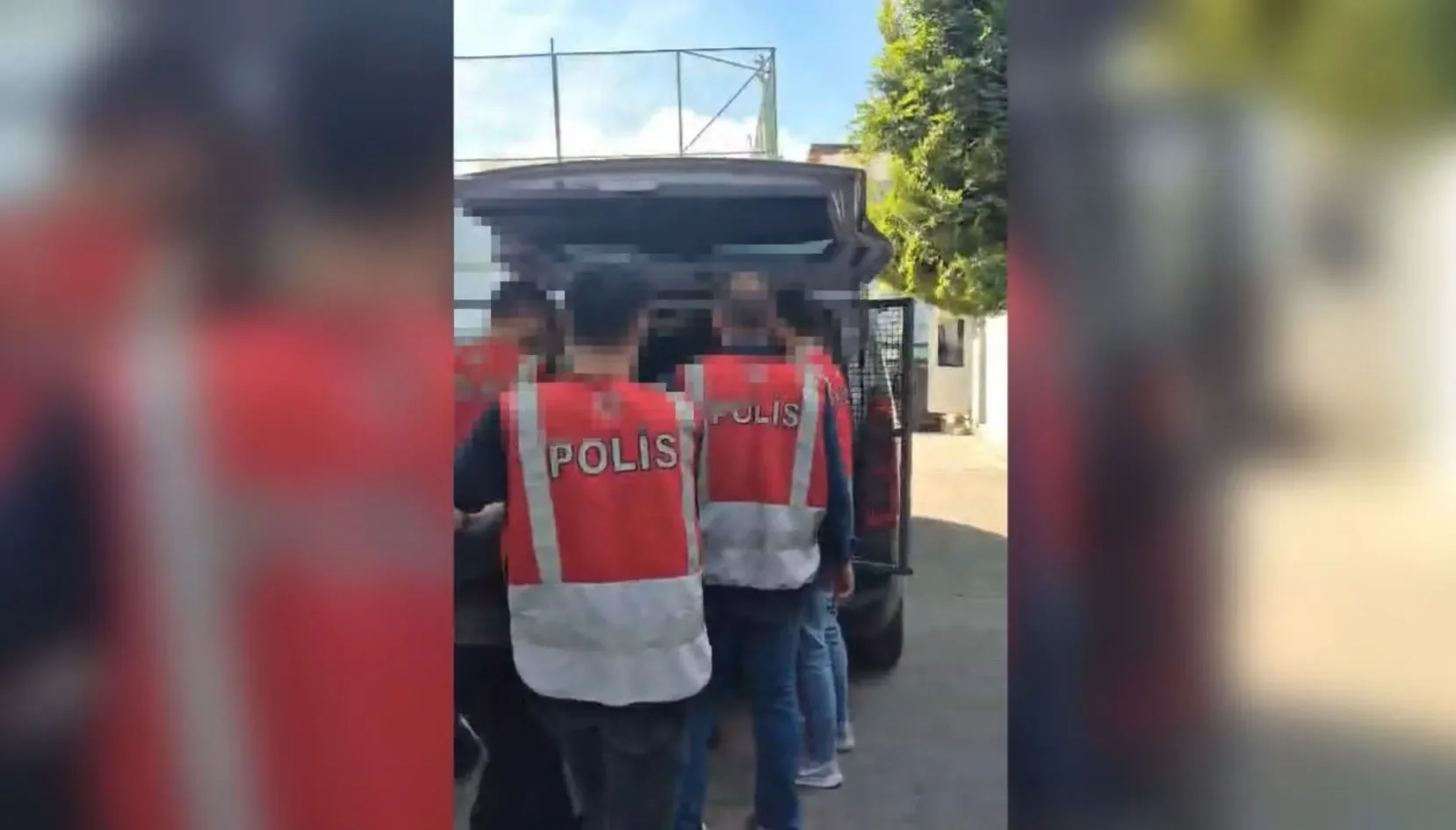 İstanbul’da Bıçaklı Kavga: 2 Yaralı, 4 Gözaltı!