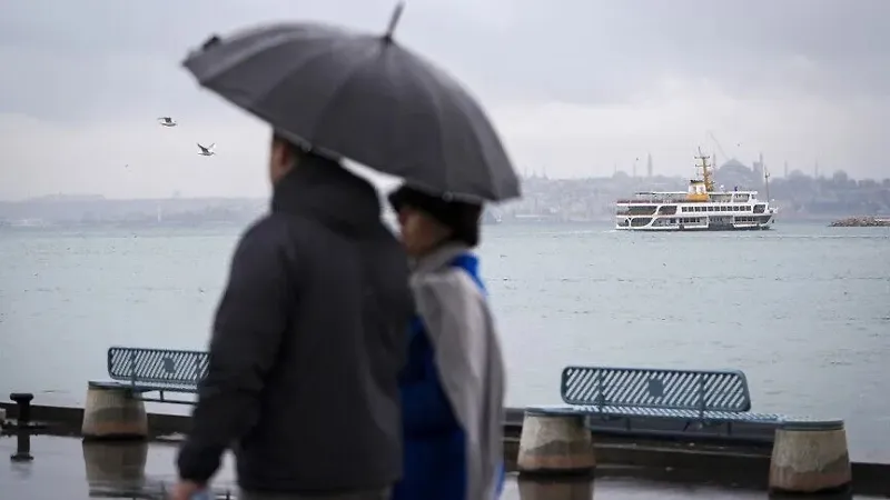 İstanbul’da Cuma Günü Yağmur ve Sıcaklık Düşüyor!