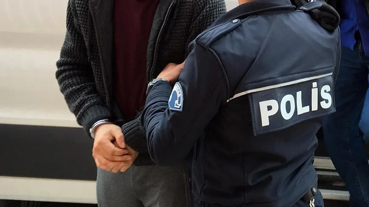 İstanbul’da DEAŞ Operasyonunda 13 Gözaltı!