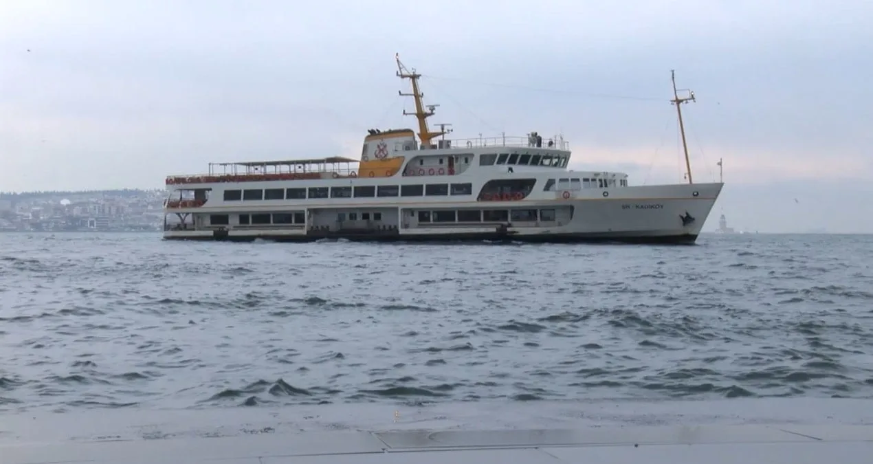 İstanbul’da Deniz Seferleri Hava Koşulları Nedeniyle İptal!