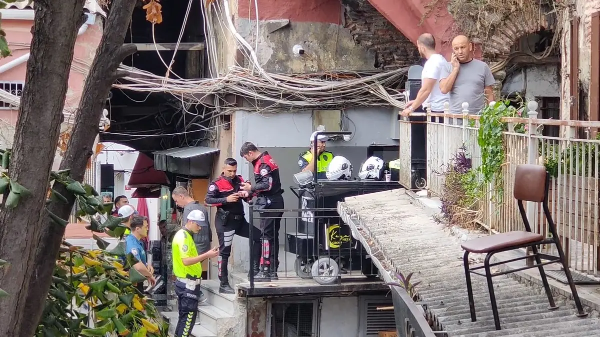 Döviz bürosu kan gölüne döndü! 2 ölü, 2 yaralı var 3