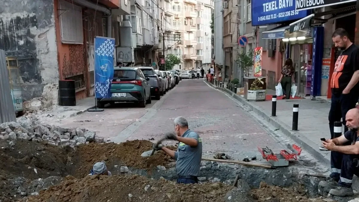İstanbul’da Elektrik Kesintisi Esnafı Mağdur Ediyor!