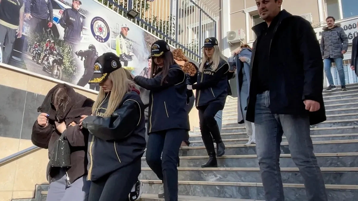 İstanbul’da Fuhuş Çetesi Çökertildi: 11 Tutuklama!