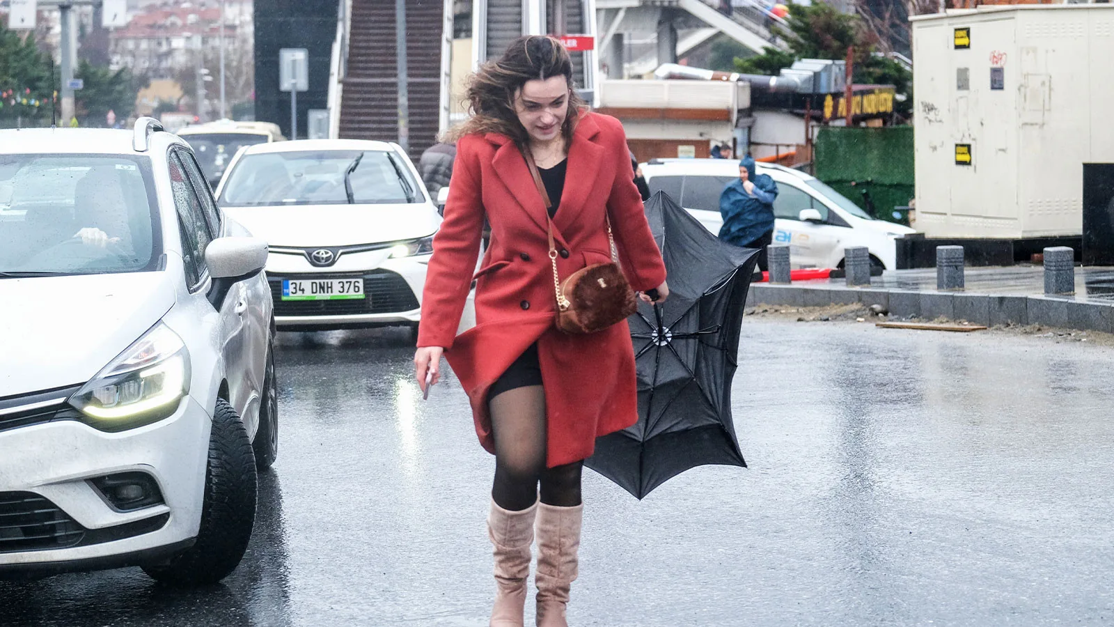İstanbul’da Hava Soğuyor, Yağış Geliyor! Dikkat!