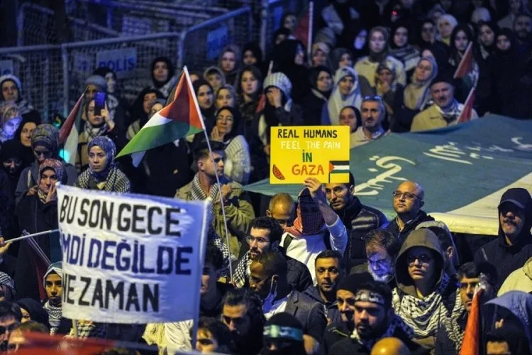 İstanbul’da İsrail’e Protesto: Özgürlük Filosu İçin Toplandılar