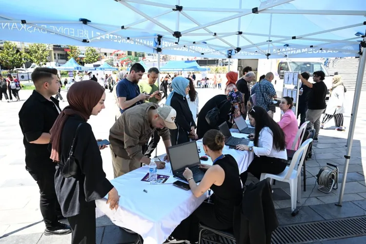 İstanbul’da Kariyer Fuarlarıyla İş Fırsatları Artıyor