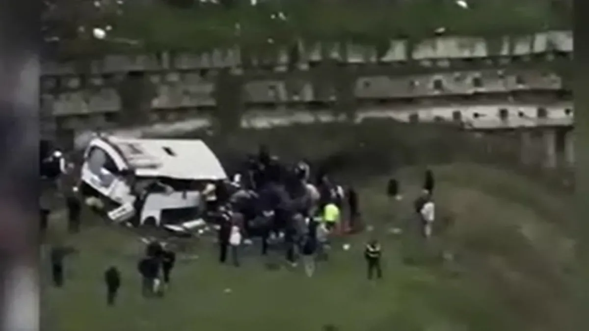 İstanbul’da Midibüs Devrildi: 4 Ölü, 9 Yaralı!