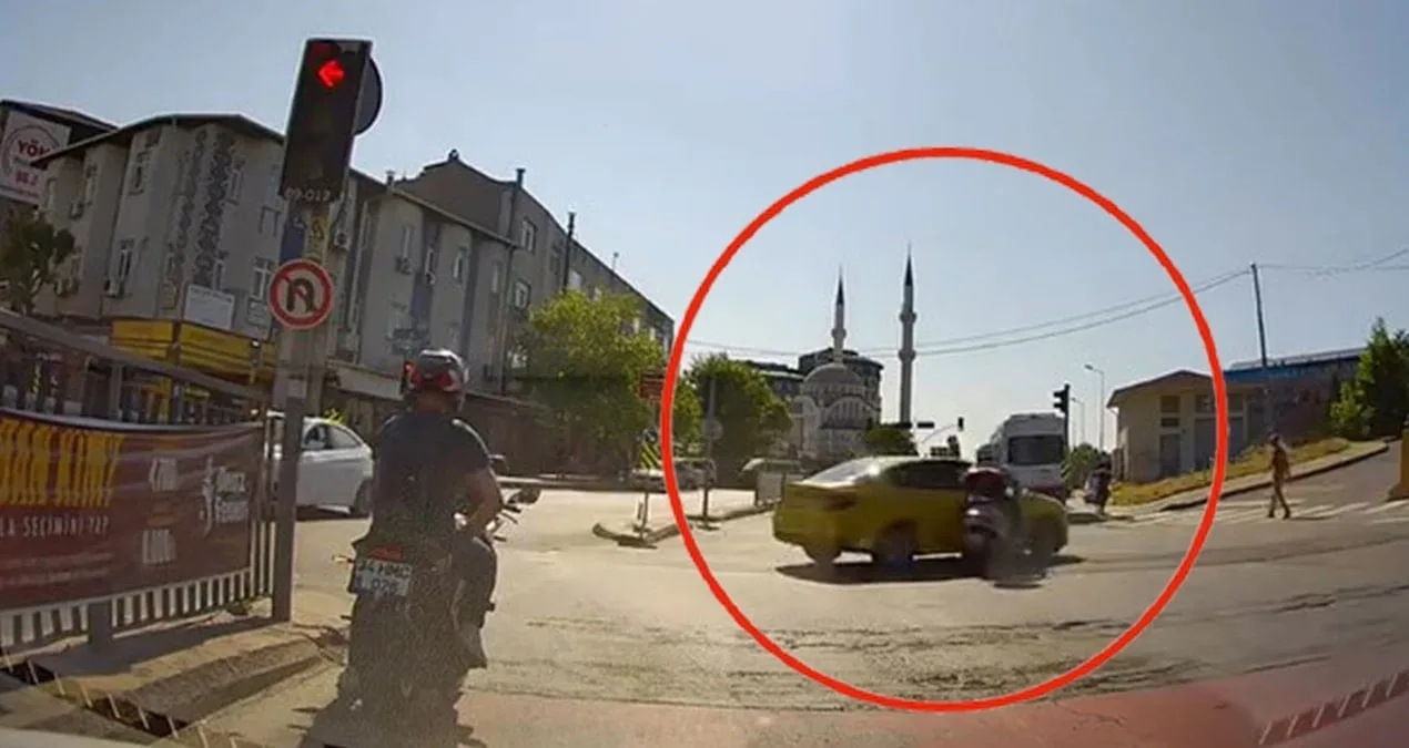 İstanbul’da Motosiklet Taksiye Çarptı: Yaralı Var!
