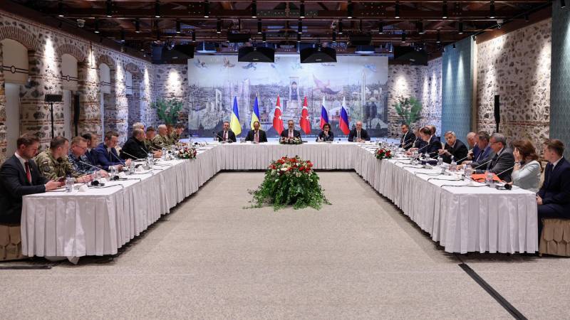 İstanbul’da Rusya-Ukrayna Barış Görüşmeleri Başladı