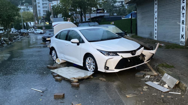 İstanbul'da dün gece kabus yaşandı! Bilanço gün ağarınca ortaya çıktı