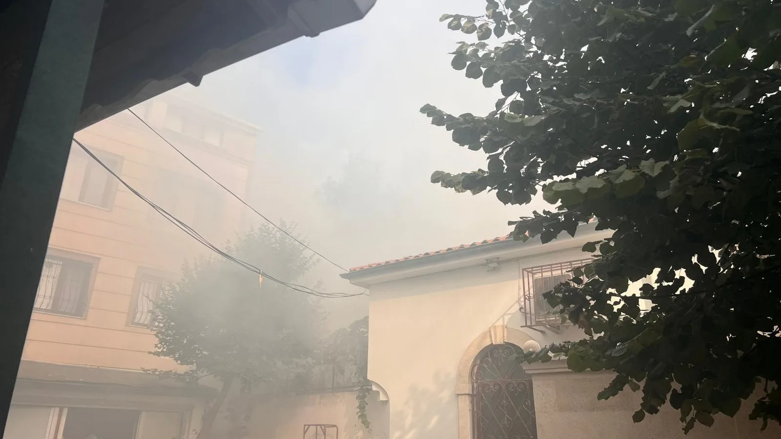 İstanbul’da Tahta Minare Hamamı’nda Yangın Paniği