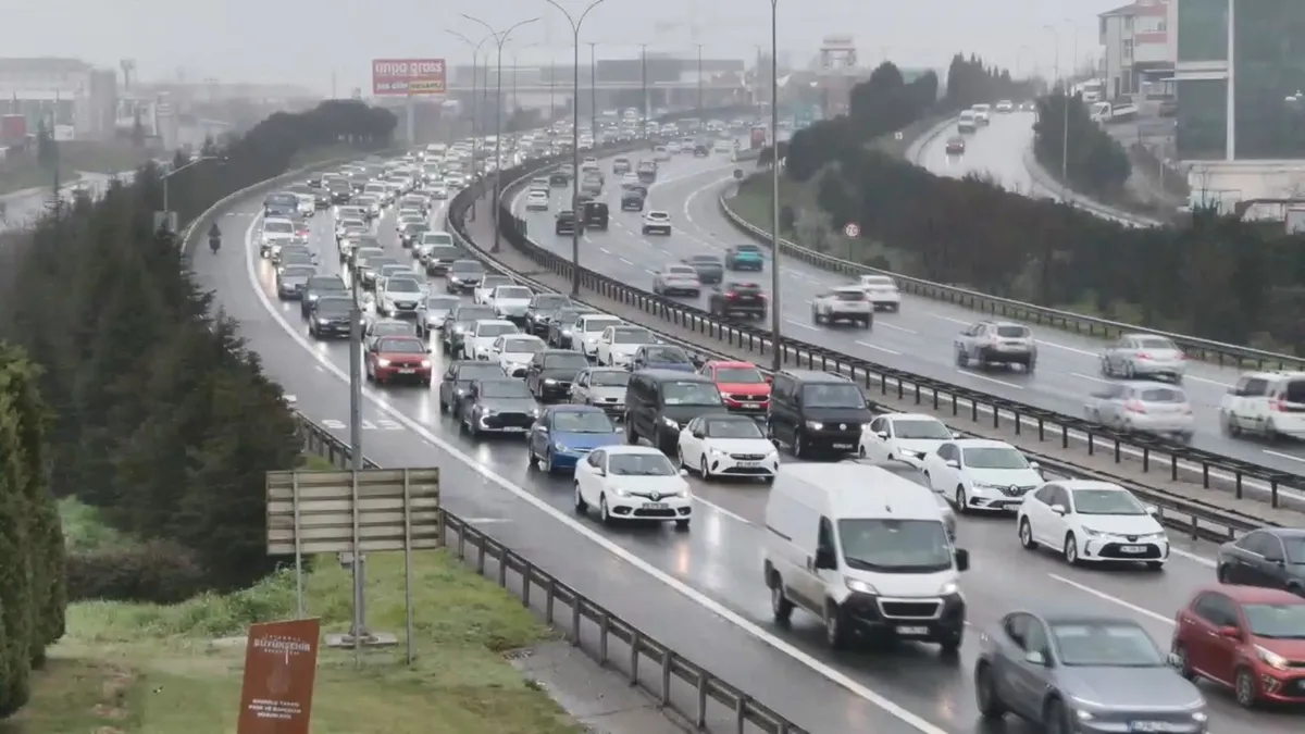 İstanbul’da Trafik Yoğunluğu Yüzde 65’e Ulaştı!