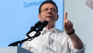 İBB davasında tansiyon yüksek! İmamoğlu: "Önce beni yaka paça indirin"