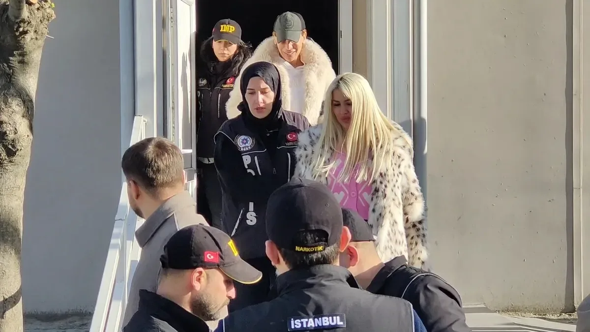 İstanbul’da Ünlü Mekanlara Uyuşturucu Baskını!