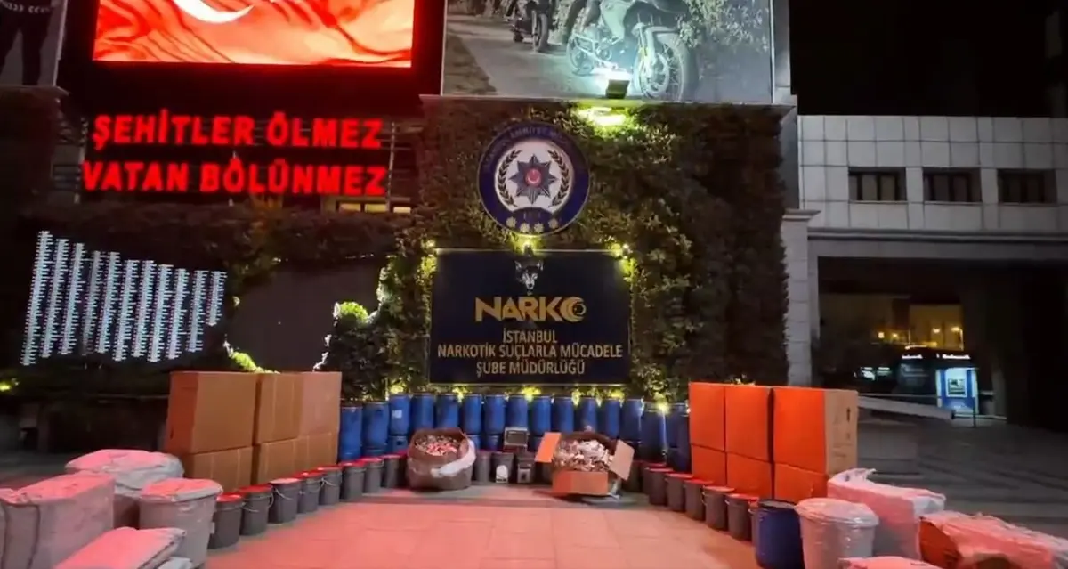 İstanbul Emniyet Müdürü Selami Yıldız duyurdu! Zehir tacirlerine dev operasyon: 'Uyuşturucuya Topyekûn Savaş Açtık'