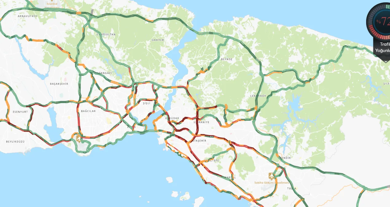 İstanbul’da Yağış, Trafik Yoğunluğunu Artırdı!
