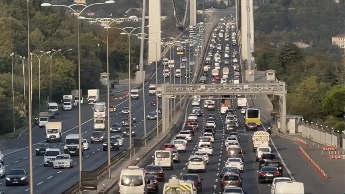 İstanbul’da Yağış ve Trafik Aksaklıkları!