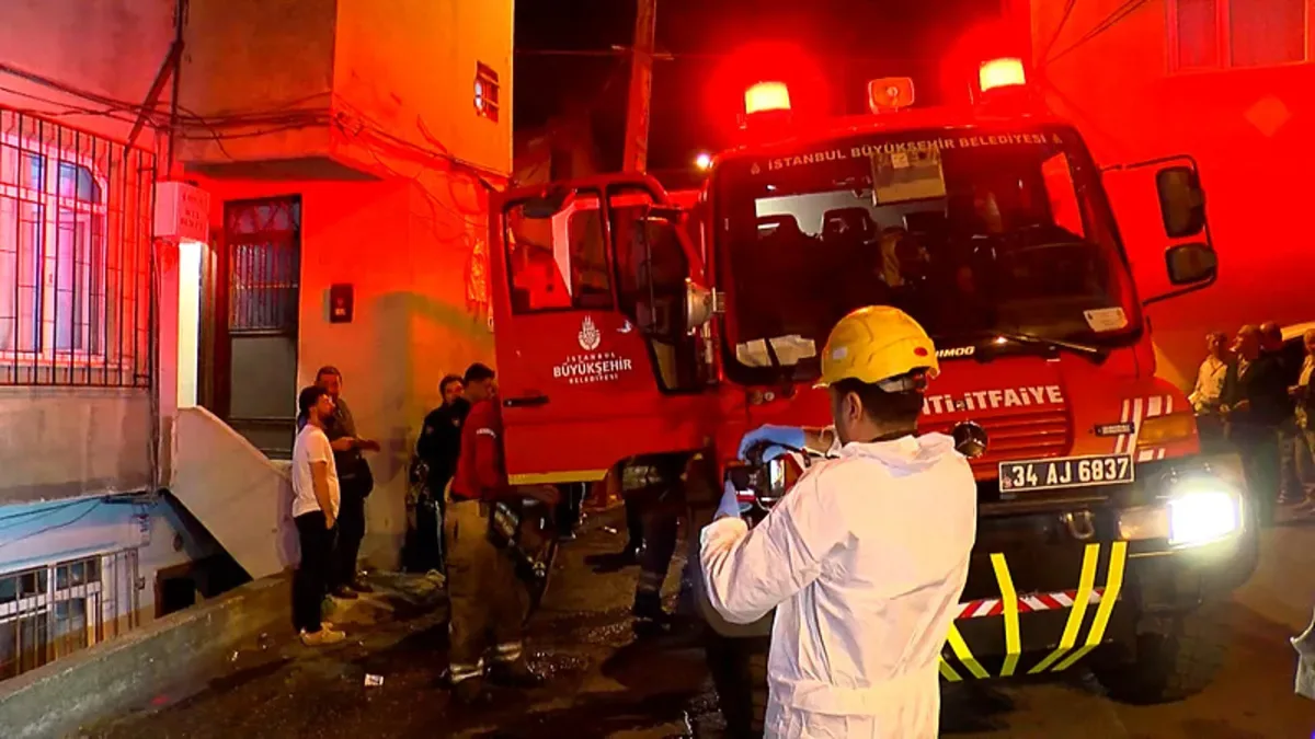 İstanbul’da Yangın: 4 Kişi Hastaneye Kaldırıldı