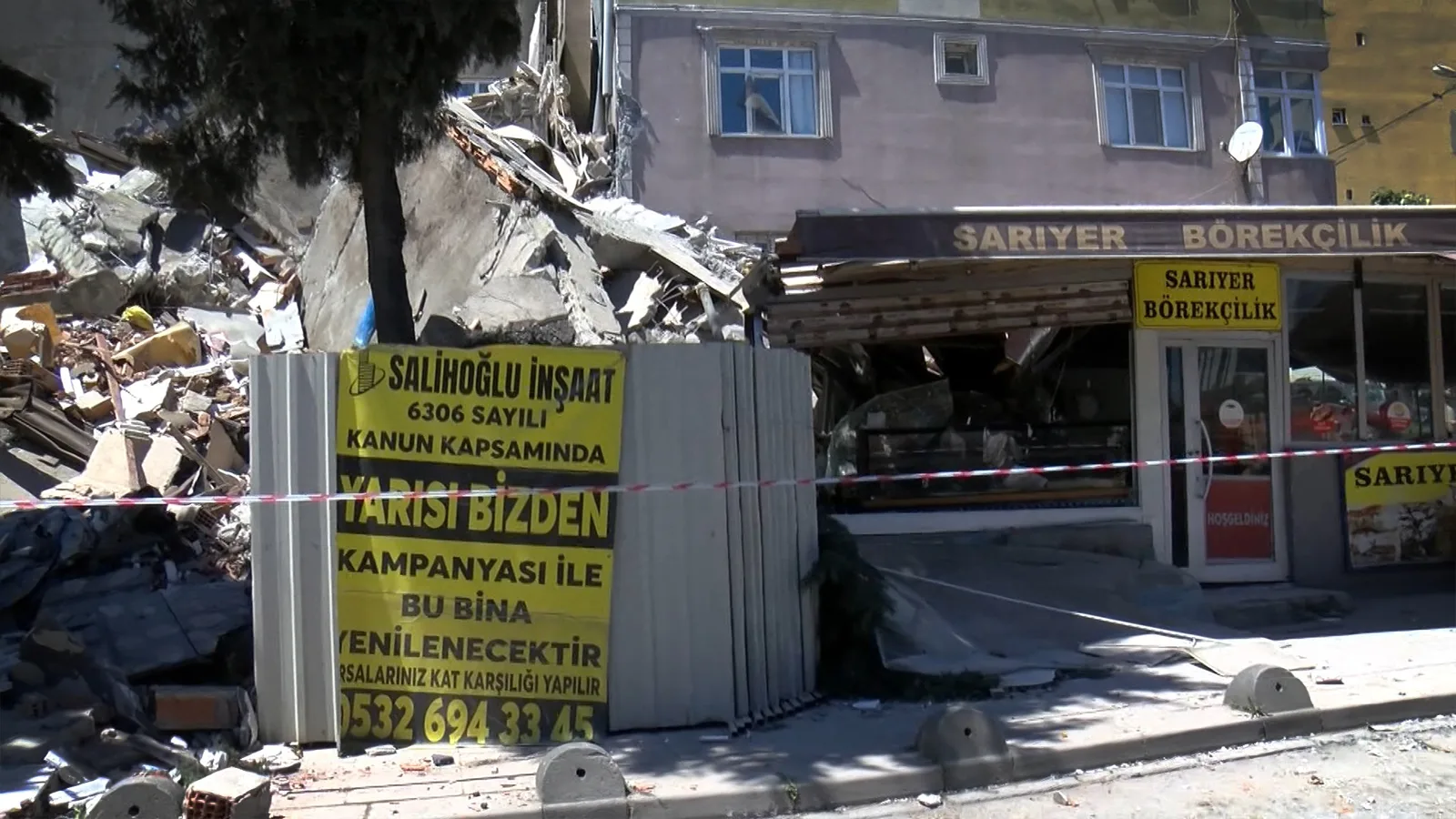 İstanbul’da Yıkım Anında Bina Üzerine Çöktü!